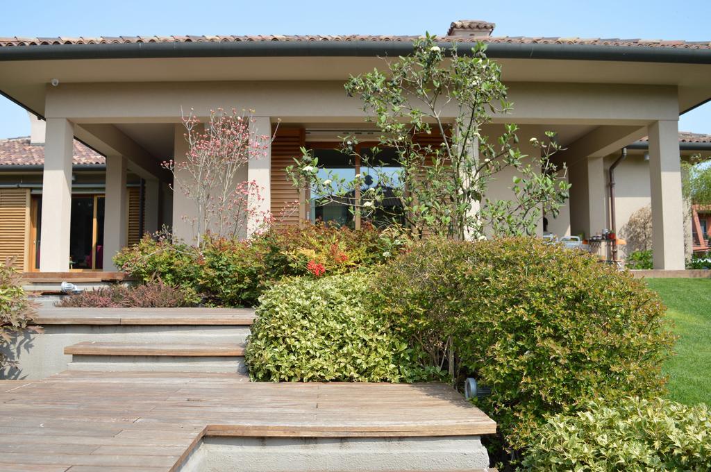 B&B La Casa Di Angela Cusago Exteriör bild