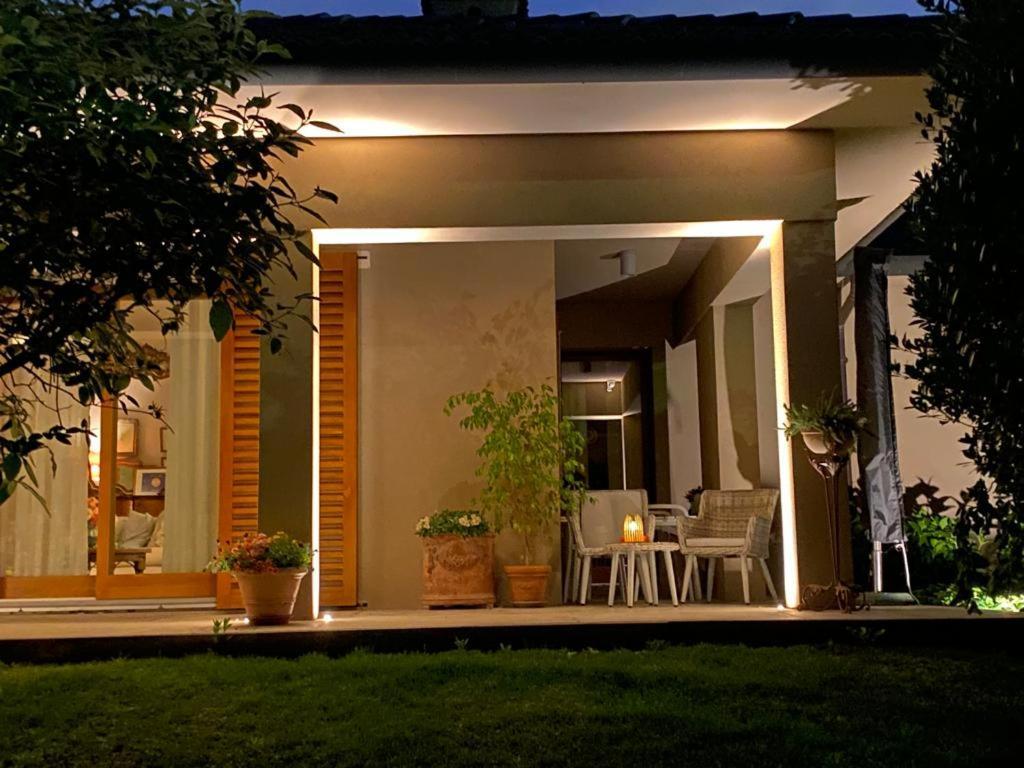 B&B La Casa Di Angela Cusago Exteriör bild