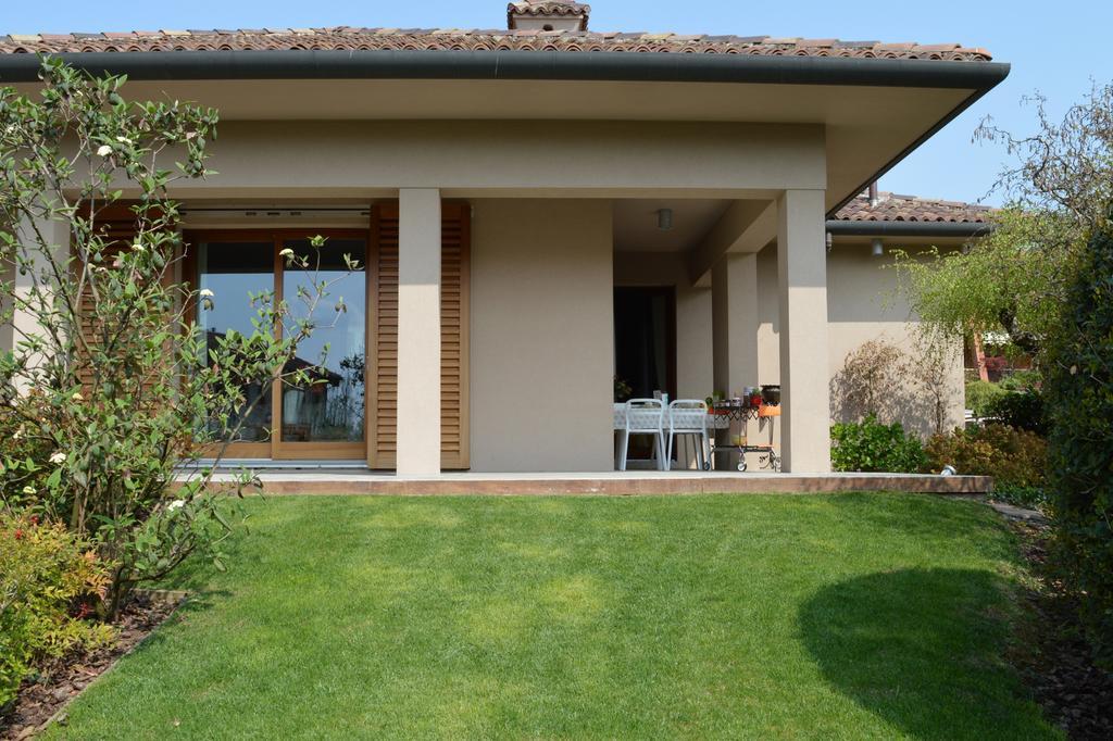 B&B La Casa Di Angela Cusago Exteriör bild